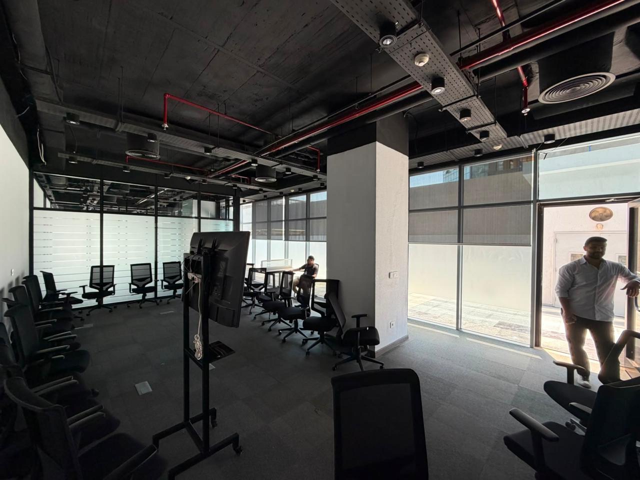 Featured image 4