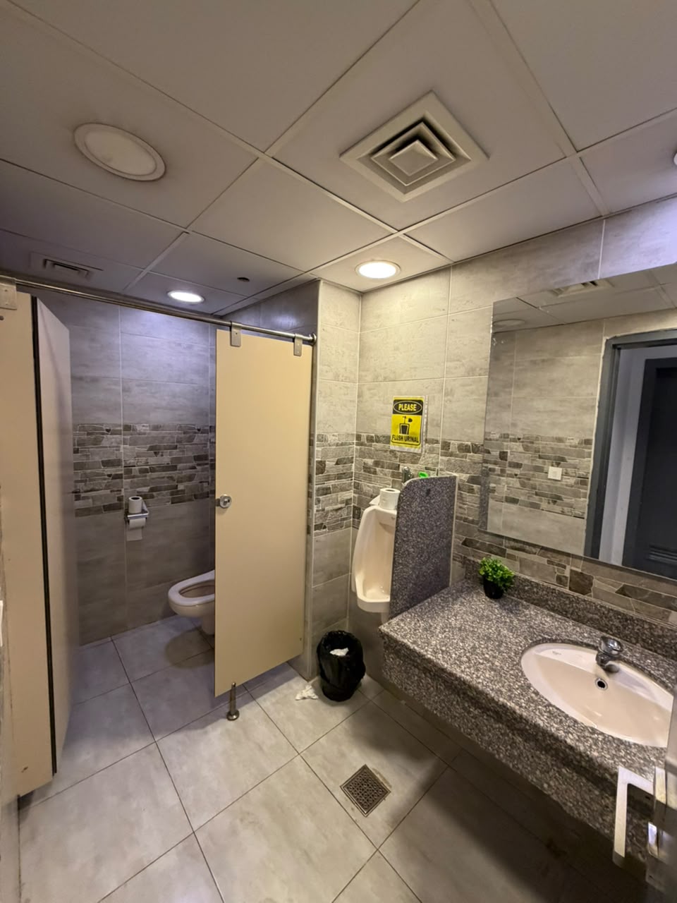 Featured image 3